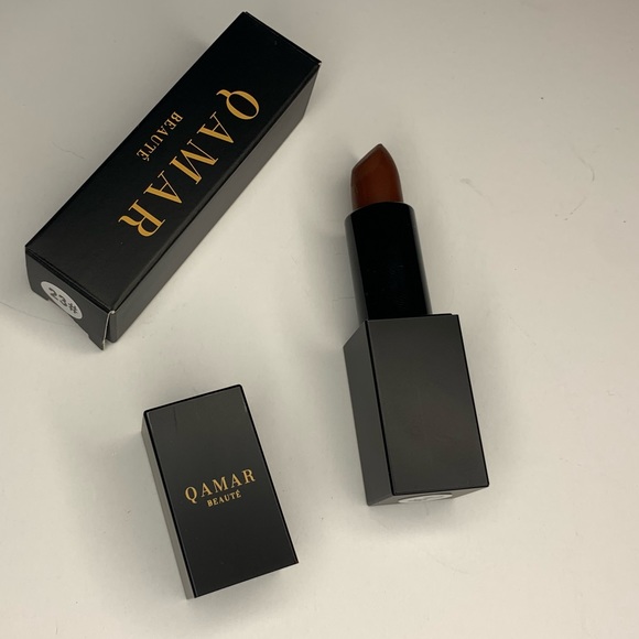 Lipstick - Picture 7 of 14